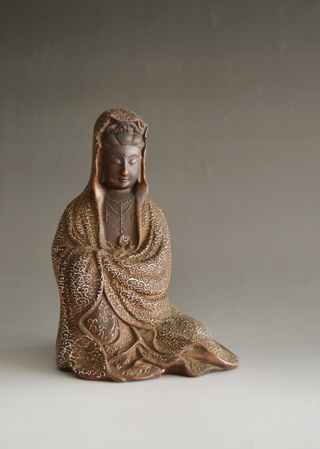 観音座像備前焼　仏教美術