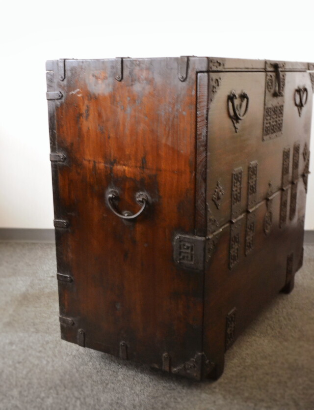 韓国アンティーク家具　李朝箪笥　李朝バンダジ 幅965 高さ850ｍｍ