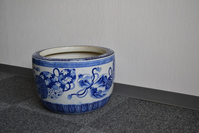 Antique Sam's Collection 染付け火鉢