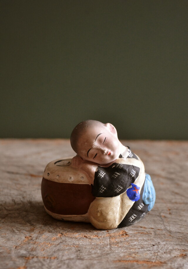 可愛い太鼓の居眠り童子