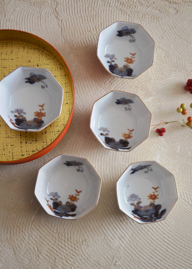 伊万里色絵小鉢5客セット 八角小鉢 菊紋様 Antique Sam's Collection