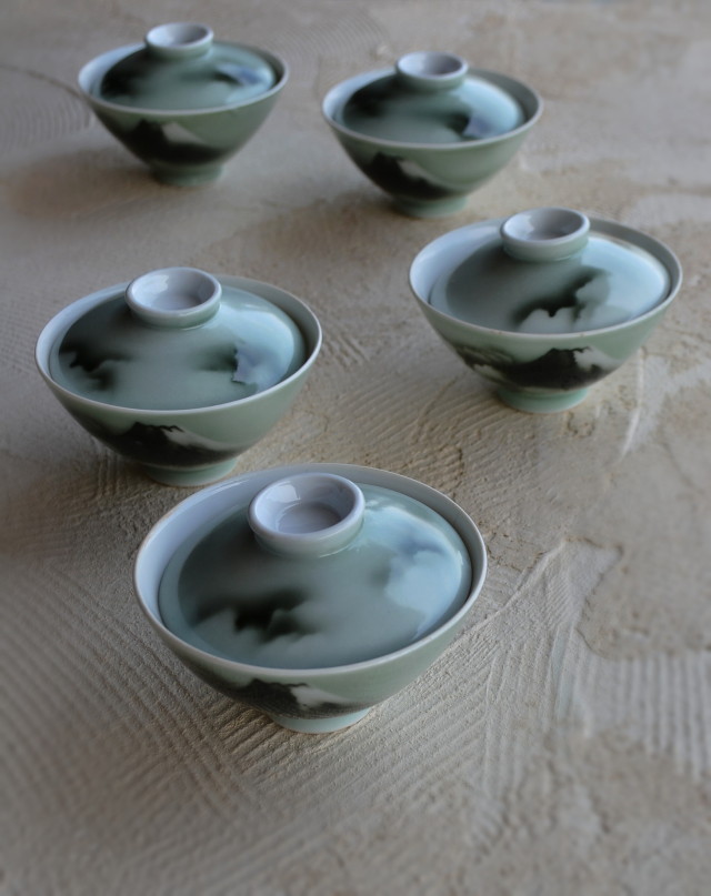 富士山青磁蓋付茶碗　五客組　