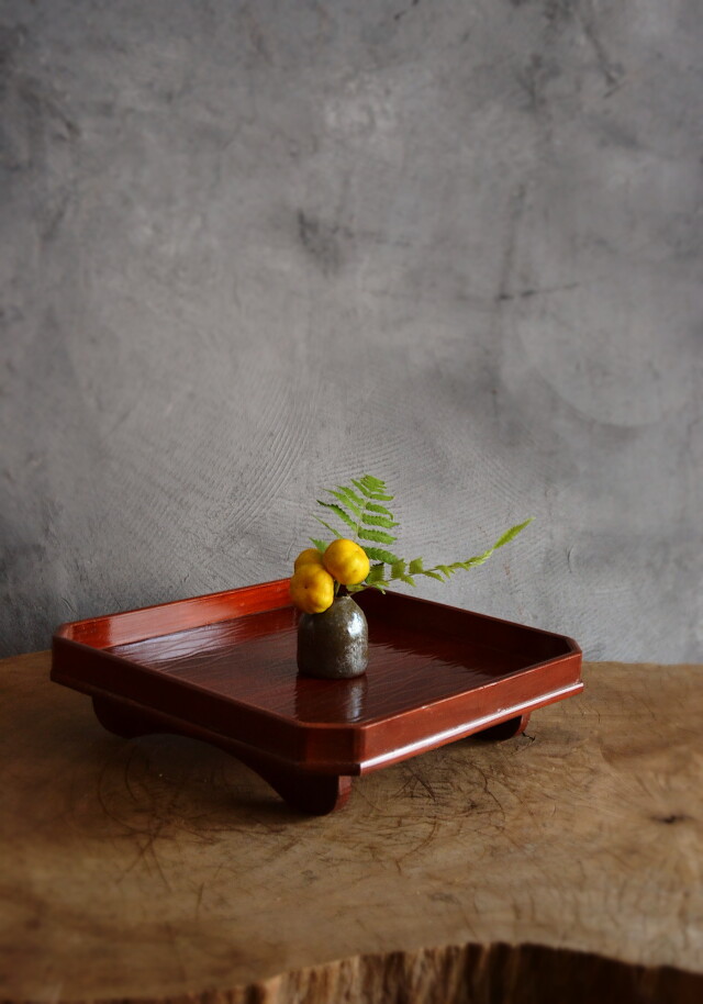 春慶立涌紋隅切り足付き膳Antique Sam's Collection