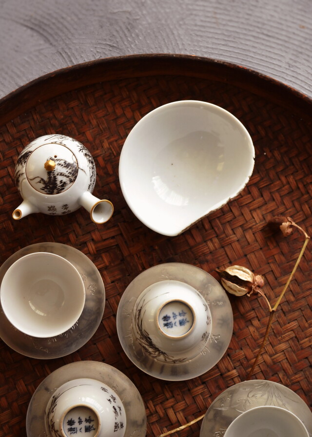 白磁たわみ茶碗　白磁茶器　白磁茶碗　湯冷まし　茶海　茶荷　しずく型　　金継教材　