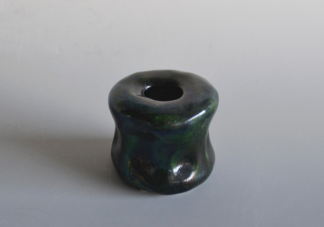 Antique Sam's Collction九代大樋長左衛門 青つくね蓋置緑釉