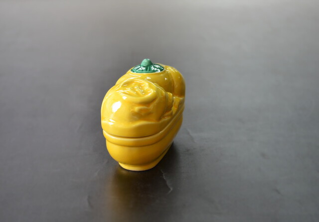Antique Sam's Collection交趾笠牛香合 岡田桂山作 茶道具