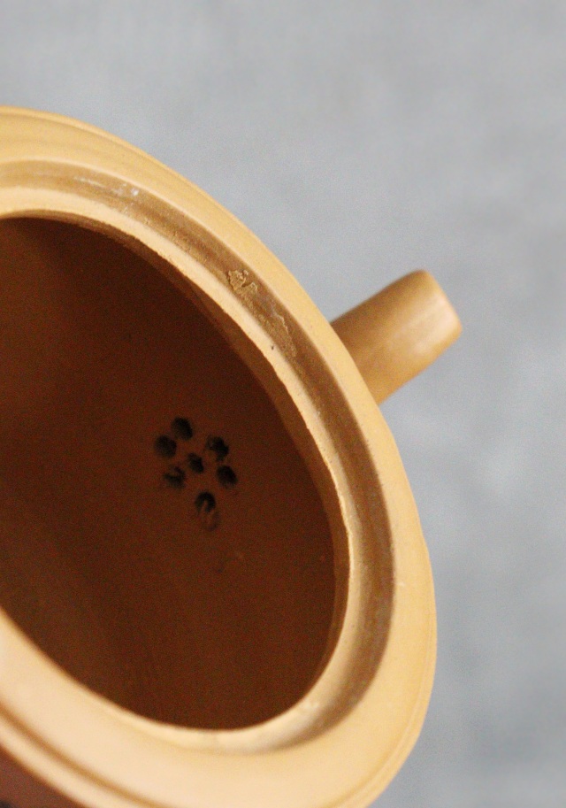 小急須　黄泥　紫砂　茶器　煎茶道具　中国茶　煎茶　煎茶器　急須　茶注　茶壷　竹節　梅図