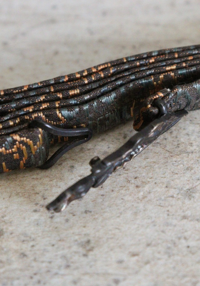 アンティーク帯留め　彫金　蓮　帯締め 彫金技法