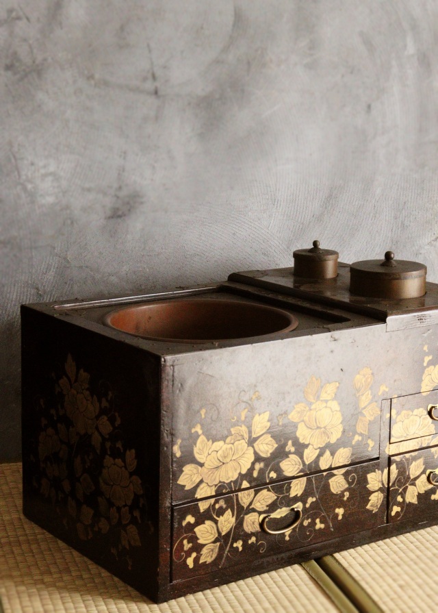 蒔絵長火鉢　梨地　手あぶり　蒔絵火鉢　卓上火鉢　煎茶　風炉　