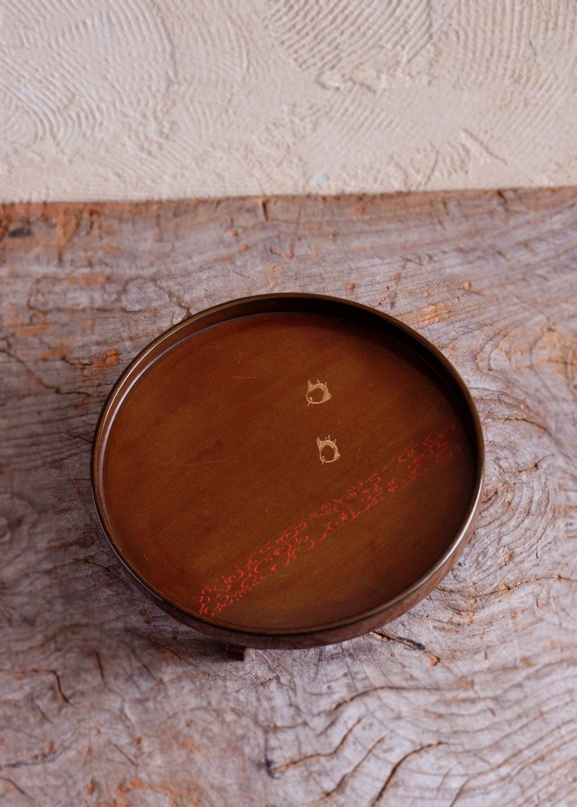 三ツ足漆盆　波千鳥　毛彫り盆　梨地　漆の菓子器　煎茶盆　盛り器　漆皿　漆器　漆盆