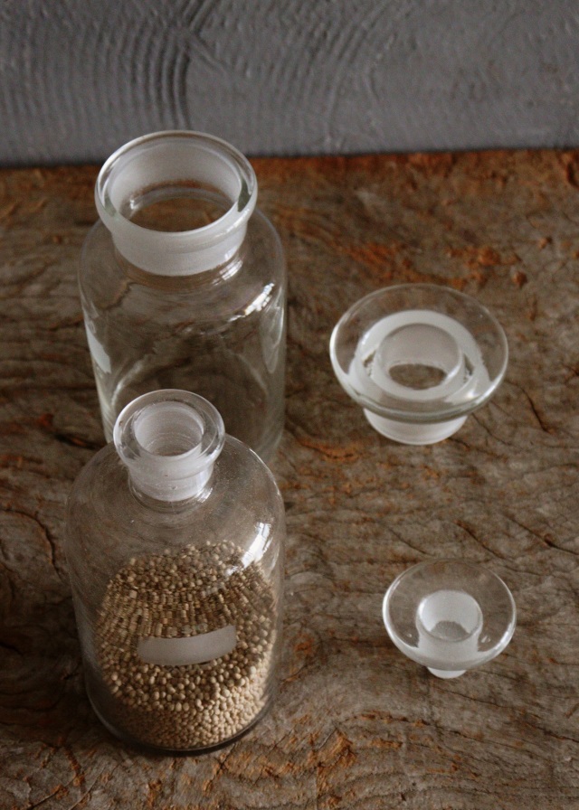 古いガラス瓶　三角フラスコ　ビーカー　ガラス瓶　古道具　透明ガラス　アンティーク　ガラスボトル　