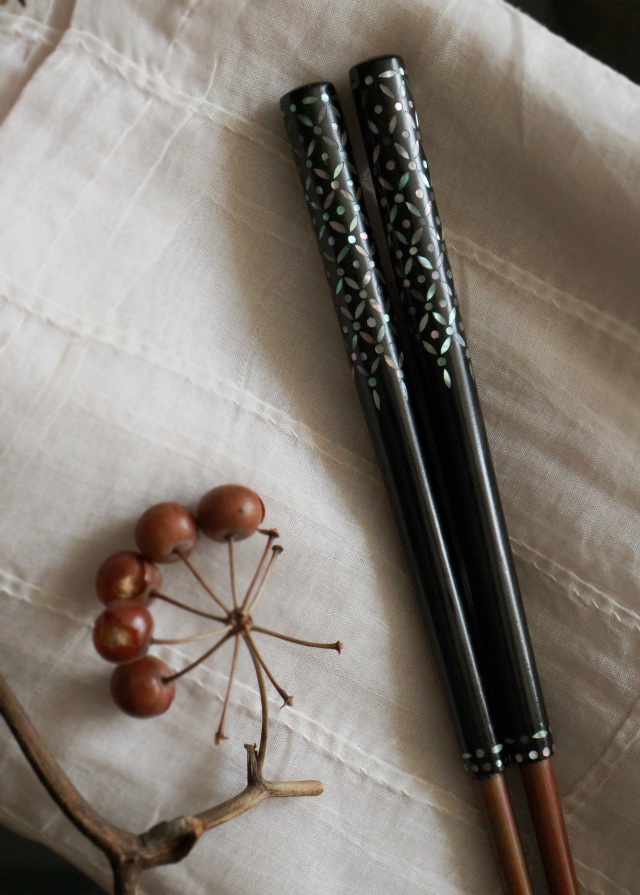 螺鈿火箸 火鉢周りのお道具 火箸 炭籠 火鉢 手あぶり 卓上火鉢 古道具