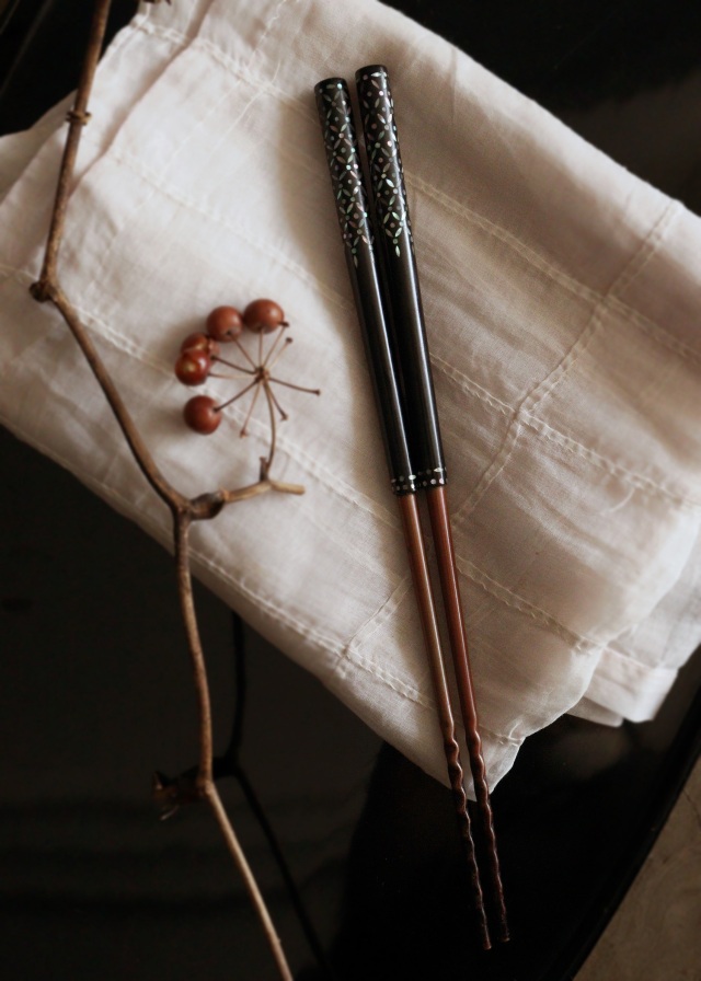 螺鈿火箸 火鉢周りのお道具 火箸 炭籠 火鉢 手あぶり 卓上火鉢 古道具