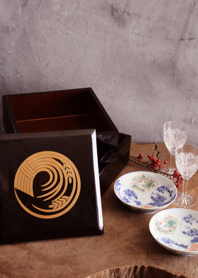 黒塗り内梨地紋付重 2段重箱 段重 お重 お弁当 漆器