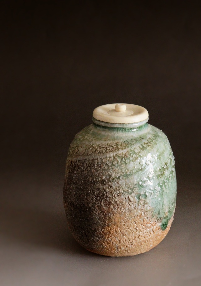 新歓嗣作　伊賀茶入　茶道具　茶器