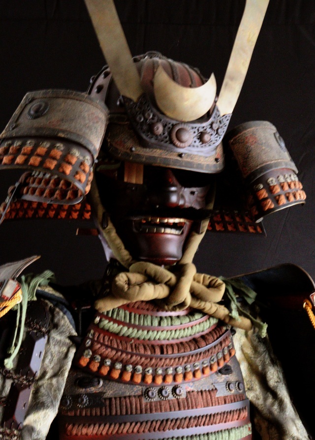 兜一式 等身大甲冑 色々威 大鎧 面頬 前立て 鎧兜 甲冑 武具 具足 武士  時代兜 将軍 　侘寂　samurai
