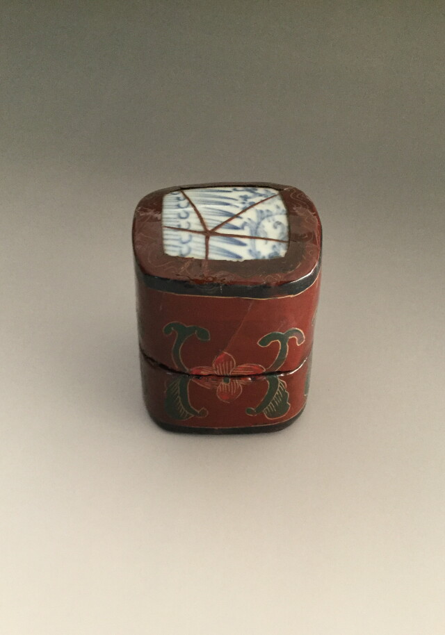 中国漆器青花陶片小箱　漆蒔絵合子