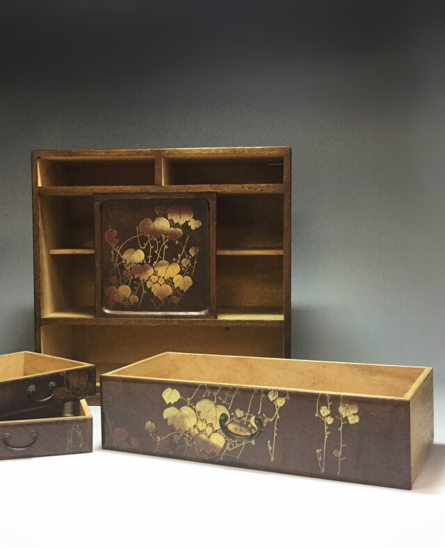 極小蒔絵茶箪笥　ミニチュア茶箪笥　小さな小さな小引き出し