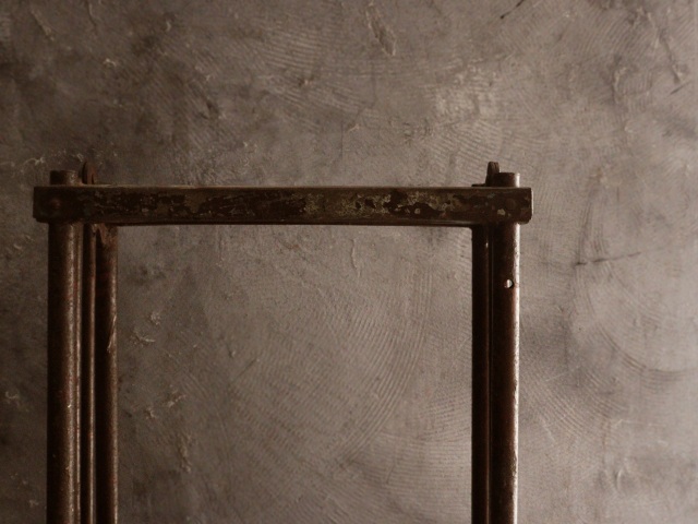 古い三脚　ビンテージ　古いはしご　インダストリアル