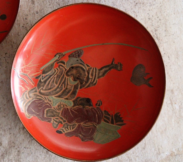 朱塗り金蒔絵　三つ組　朱塗り漆器　漆塗　三つ組酒盃　酒器　祝い膳　お正月　骨董 朱塗り金蒔絵 三つ組 朱塗り漆器 漆塗 三つ組酒盃 酒器 祝い膳