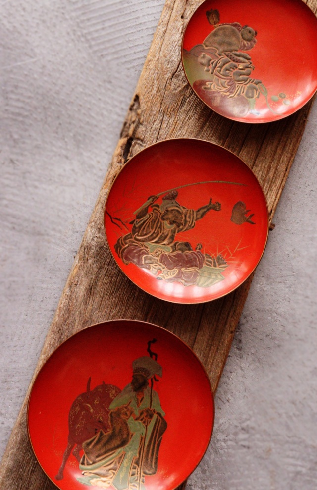 極上 吉祥 寿老人物紋 蒔絵 三碗 盃 旧家蔵出 極上 吉祥 寿老人物紋 蒔絵 三碗 盃 旧家蔵出