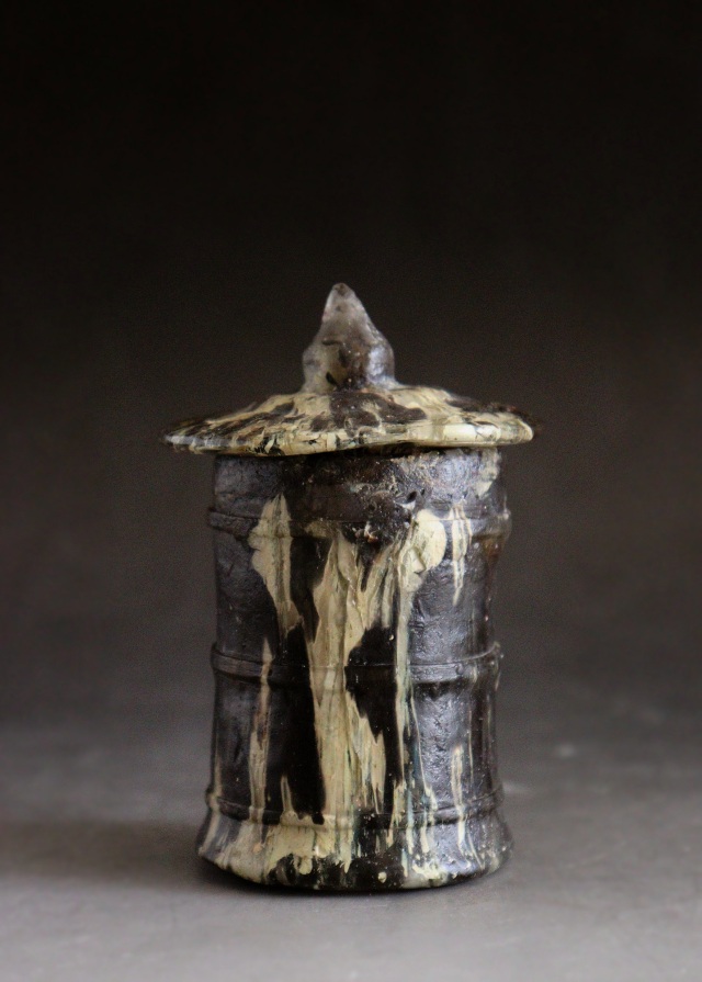 児玉みのり作　硝片経筒酒盃　酒器　酒盃　　ガラスオブジェ