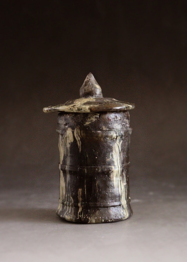 児玉みのり作　硝片経筒酒盃　酒器　酒盃　　ガラスオブジェ
