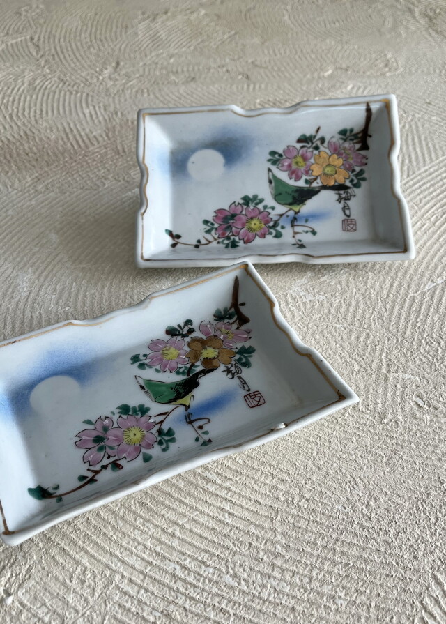 桜とうぐいす紋変型皿二枚組