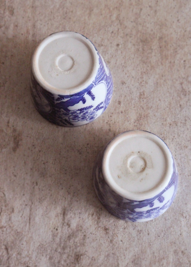 染付蕎麦猪口 古伊万里 花唐草 ソバ猪口 2客 Antique Sam's