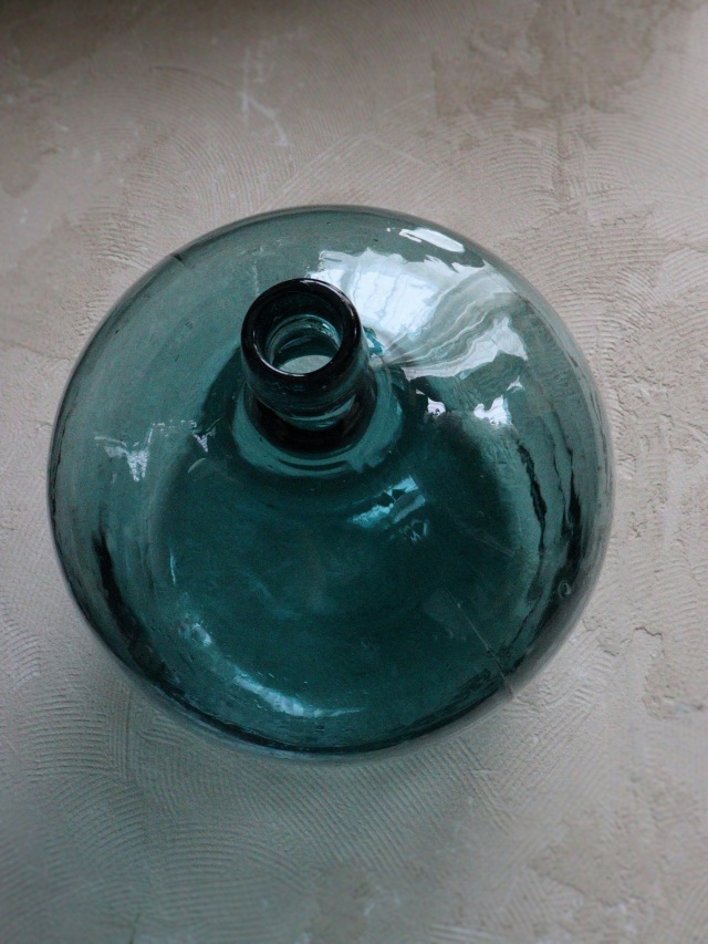 デミジョンボトル　古いガラス大瓶　大瓶　古道具　ガラスボトル　フラワーベース　インテリア　ヴィンテージ