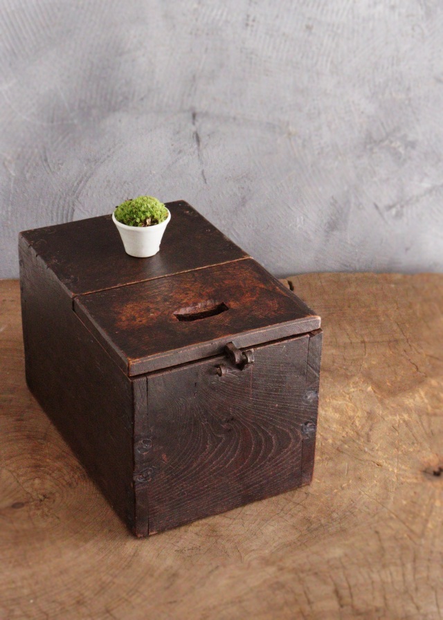 小さな時代銭箱　銭函　豆銭箱　小箱　時代小箱　アンティーク小箱