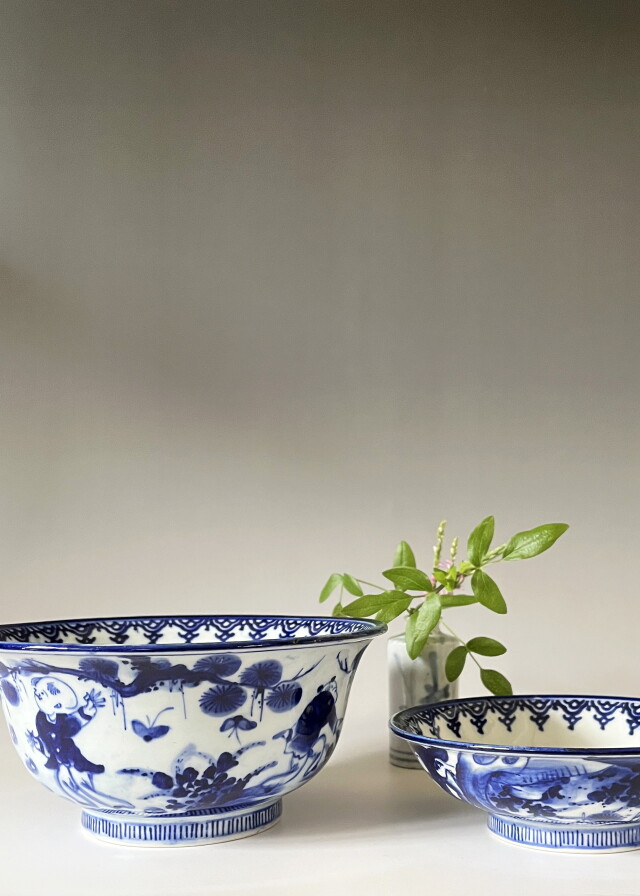 染付見込に麒麟図蓋付鉢