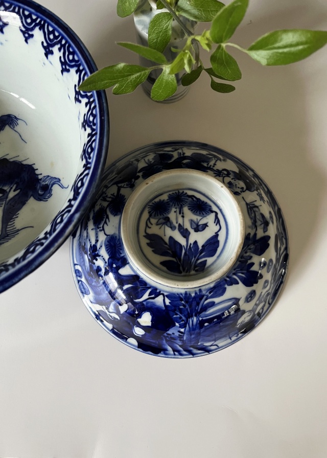 染付見込に麒麟図蓋付鉢