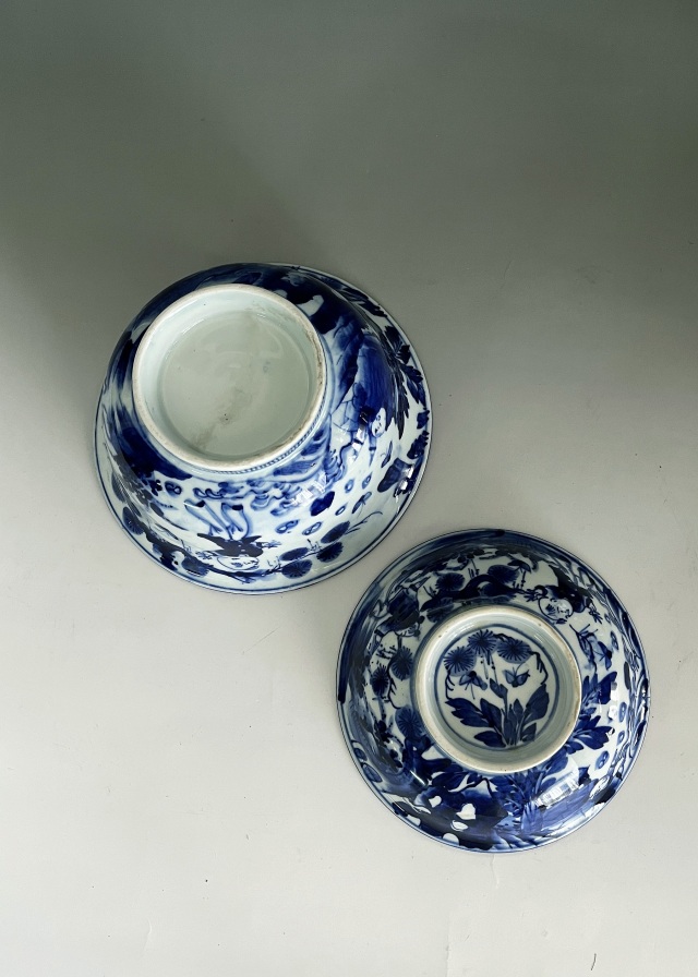 染付見込に麒麟図蓋付鉢