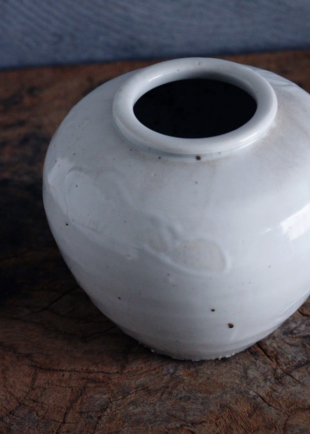 白磁小壺 白磁器 韓国陶磁器 白磁 小壺 茶壷Antique Sam's Collection