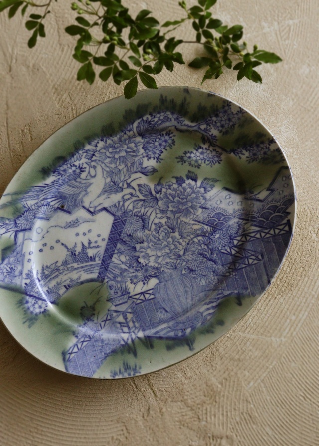 伊万里青磁染付印判花籠手楕円大皿　37ｃｍ×30ｃｍ　大皿　パスタ　オードブル　染付印判皿　花鳥図