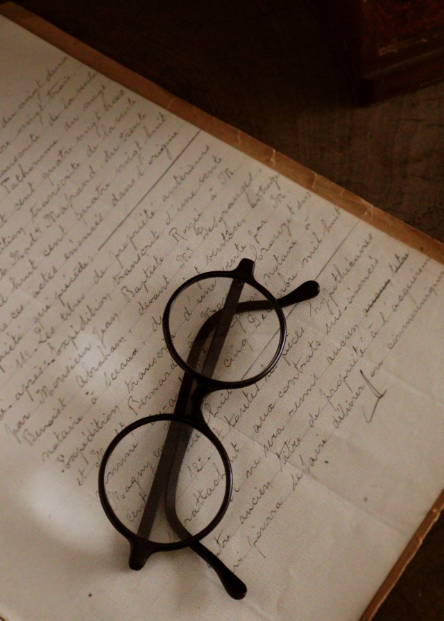 セルロイドの眼鏡　黒縁眼鏡　おしゃれ眼鏡　めがね