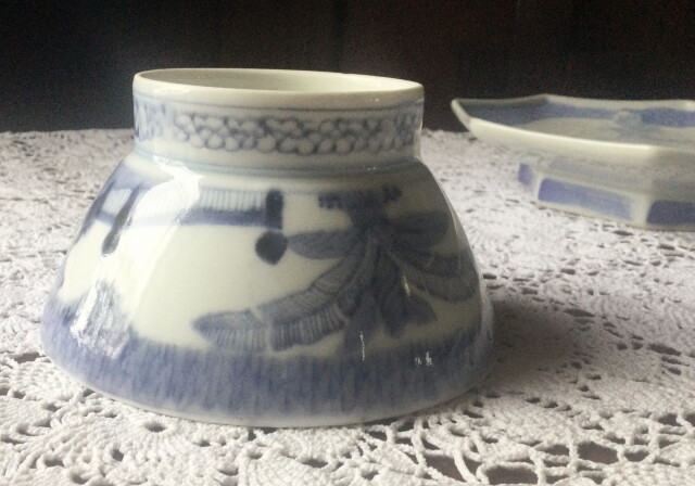 平戸焼蓋付飯碗金継ぎ有り