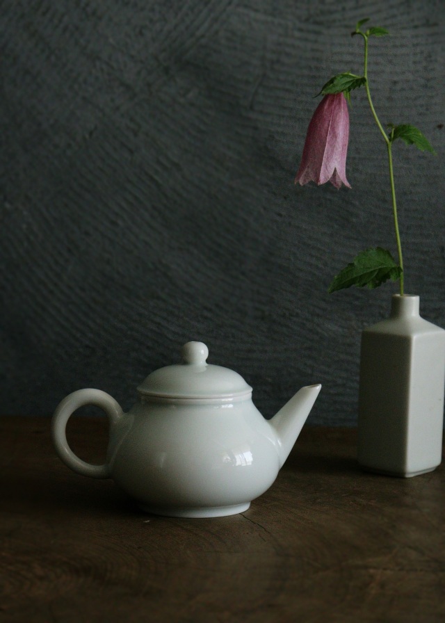 景徳鎮白磁茶壷　 抱翁堂 白磁急須　小急須　茶器　中国茶　煎茶器　急須　茶注　茶壷　白磁器