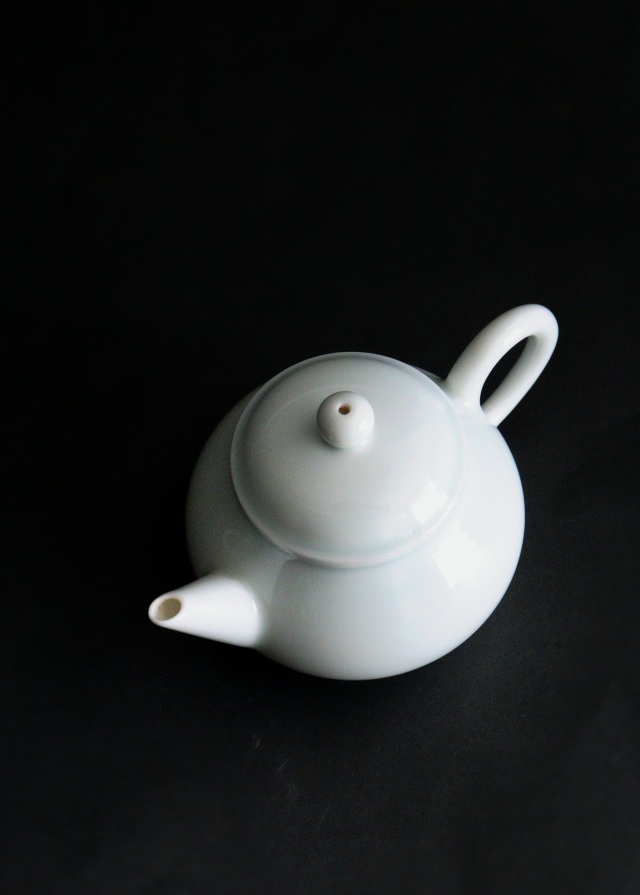 景徳鎮白磁茶壷　 抱翁堂 白磁急須　小急須　茶器　中国茶　煎茶器　急須　茶注　茶壷　白磁器