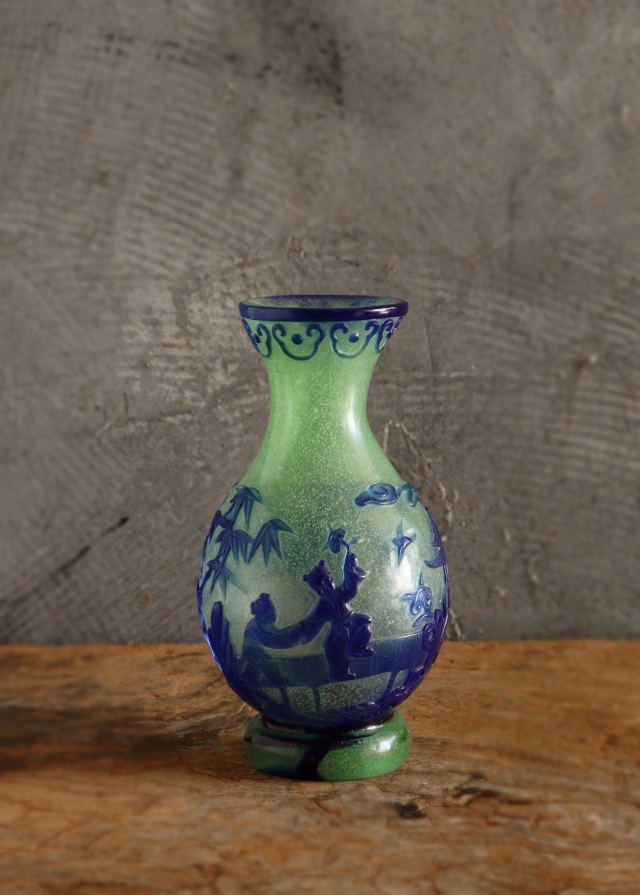 乾隆ガラス　唐子楼閣図花瓶　花器　ガラス瓶　飾瓶