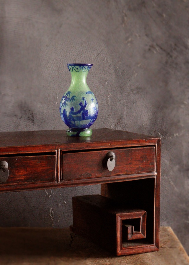 乾隆ガラス 乾隆ガラス風 練上硝子花瓶 Y021｜骨董店 のびる 古美術 骨董 和風建具