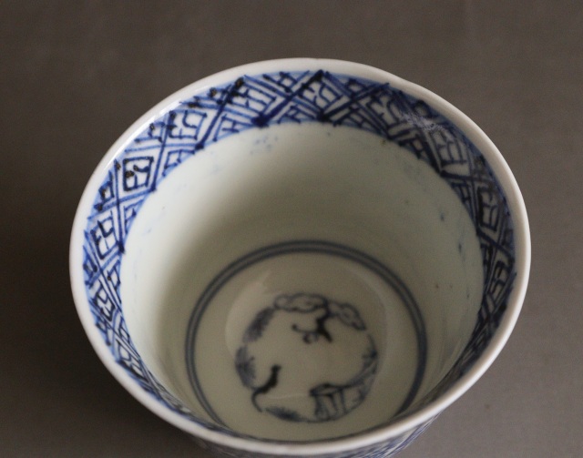 蛸唐草煎茶茶碗　酒器　ぐいのみ　茶器　小鉢　染付骨董　染付蛸唐草　古伊万里