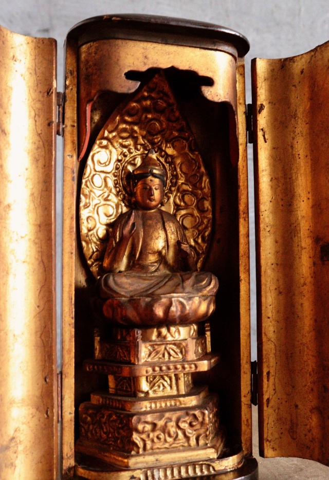 釈迦如来 厨子 小仏 仏像 時代仏 骨董 仏教美術 古仏 木彫仏 Antique