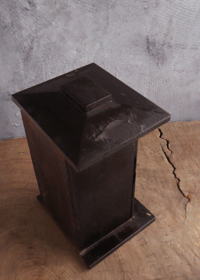 坐像菩薩　厨子　小仏 仏像 時代仏 　骨董　仏教美術　古仏　木彫仏