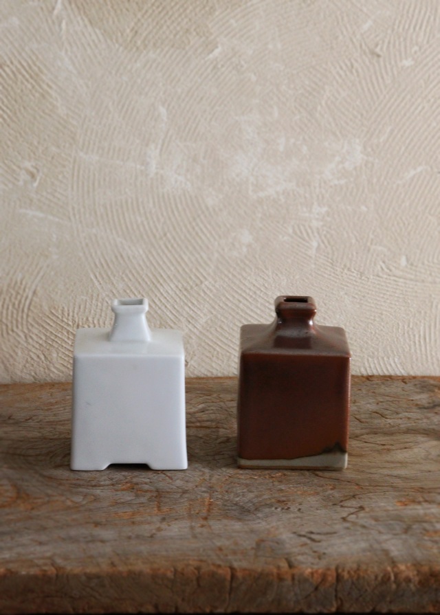 韓国白磁角徳利 益子焼角徳利 白磁器 民藝 花器 一輪挿しAntique Sam's