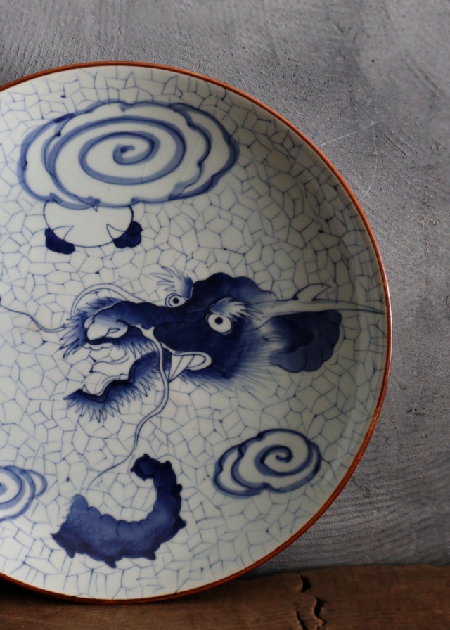 染め付け、雲竜、大皿。珍品。サービス、箱付き！。 染付氷裂雲龍紋大皿 直径34.5cm 大皿 飾り皿