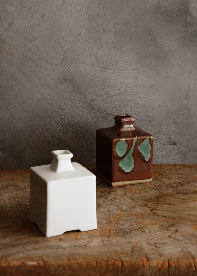 韓国白磁角徳利 益子焼角徳利 白磁器 民藝 花器 一輪挿しAntique Sam's