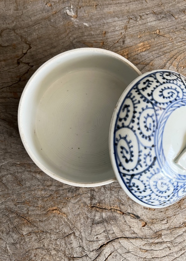蛸唐草蓋物　喰籠　菓子器　セイロ　小物入れ　お重　タコ唐草