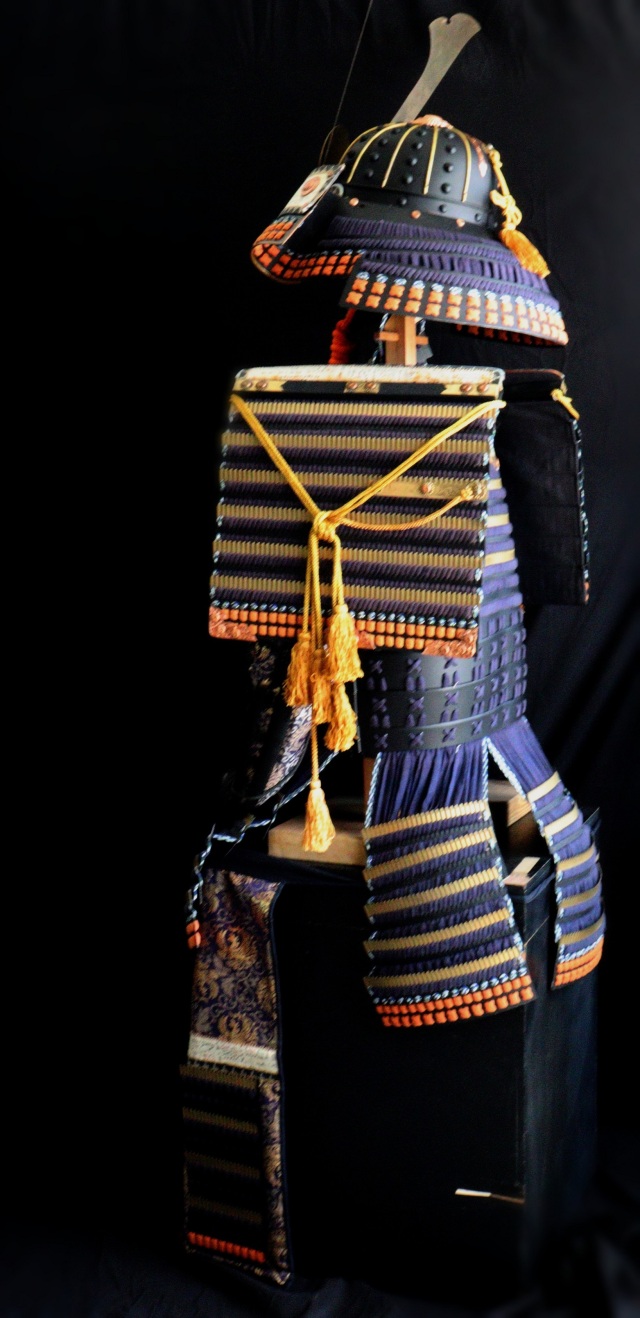 兜一式 等身大甲冑 色々威 大鎧 面頬 前立て 鎧兜 甲冑 時代兜 将軍  侘寂　samurai